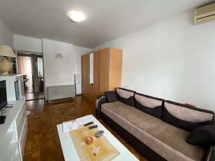 Burgerovih | 4zida.rs