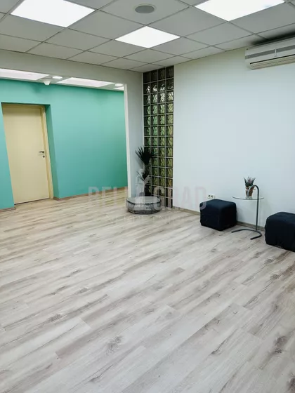 Cara Uroša | 4zida.rs