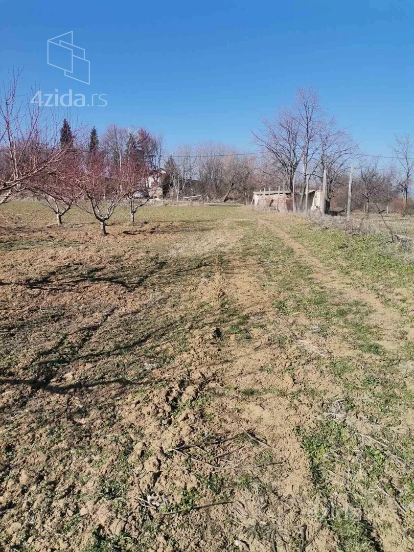 Građevinsko zemljište | 4zida