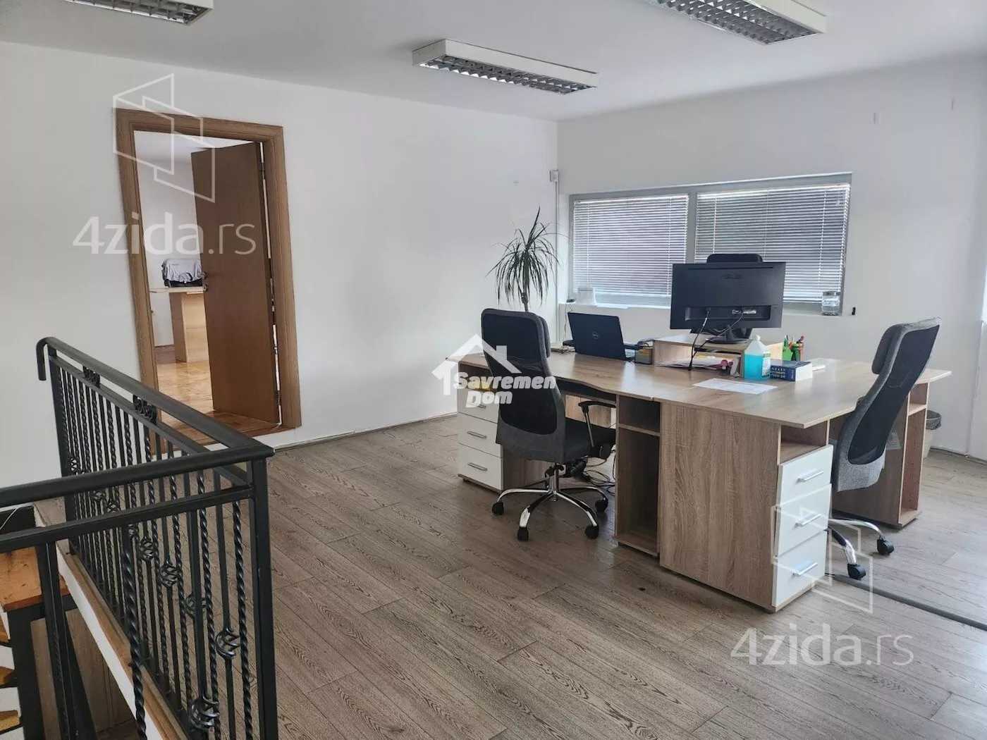 Poslovni prostor | 4zida