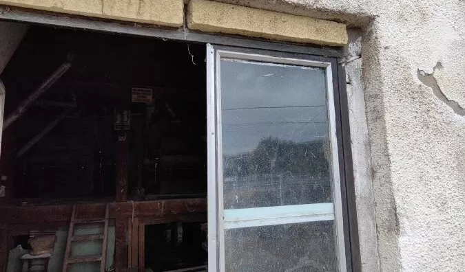 Poslovna zgrada | 4zida