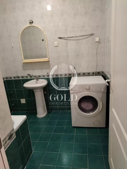 Dr Svetislava Kasapinovića | 4zida.rs