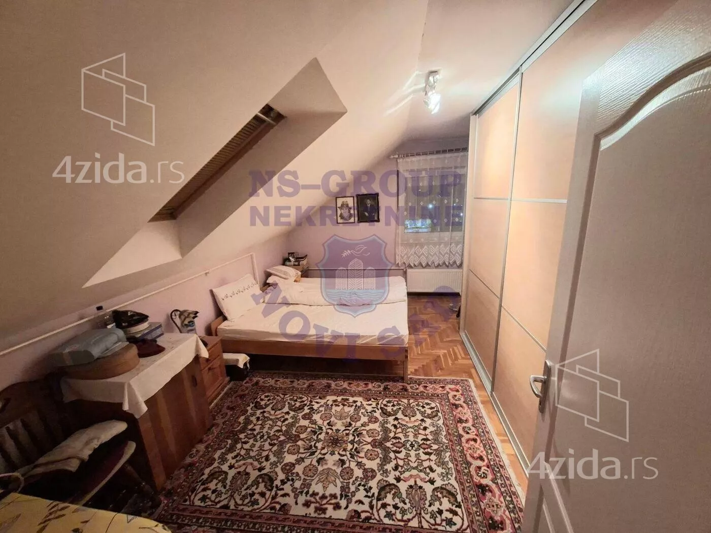 Troiposoban stan | 4zida