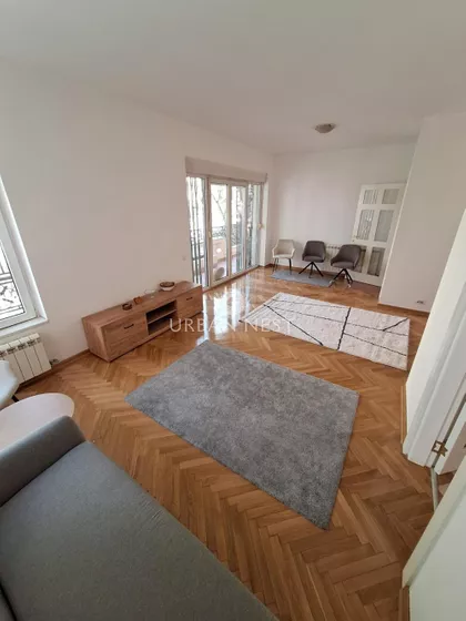 Janka Veselinovića | 4zida.rs