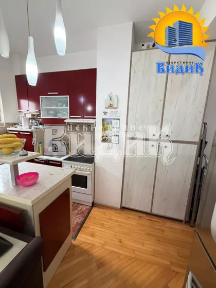 Kneževačka | 4zida.rs