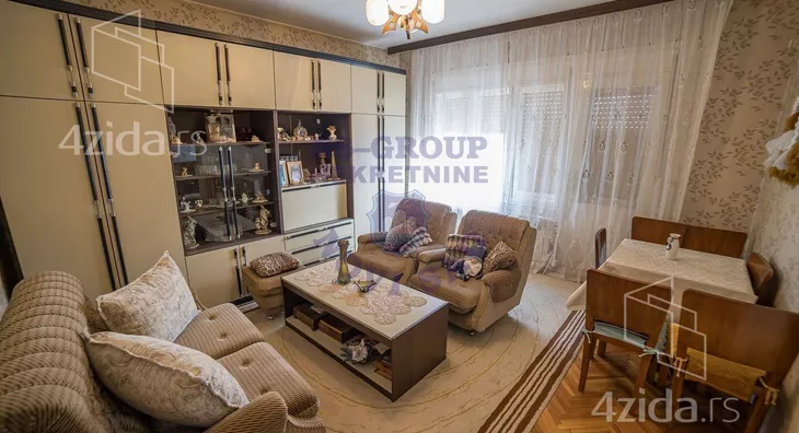 4-etažna kuća | 4zida