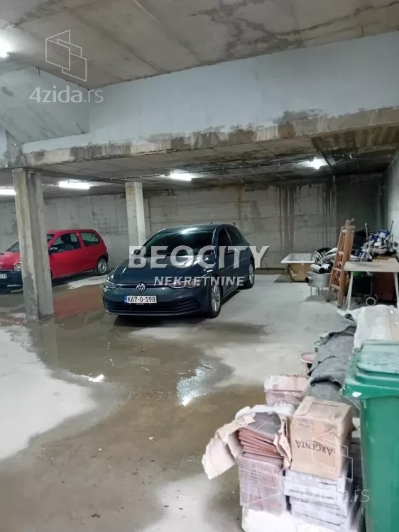 Garaža/Parking | 4zida