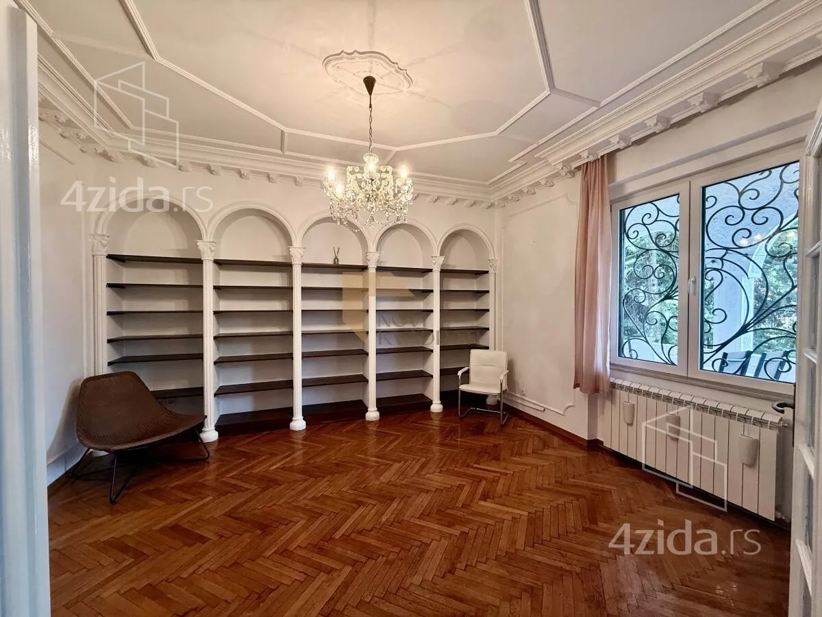 Šestosoban stan | 4zida