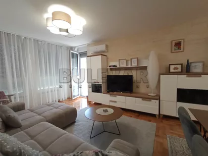 Bulevar Nemanjića | 4zida.rs