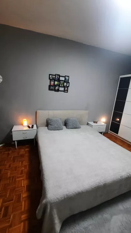 Kolonija | 4zida.rs