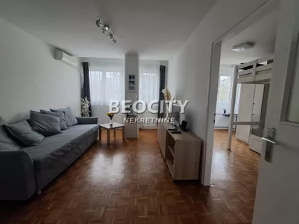 Pariske komune | 4zida.rs