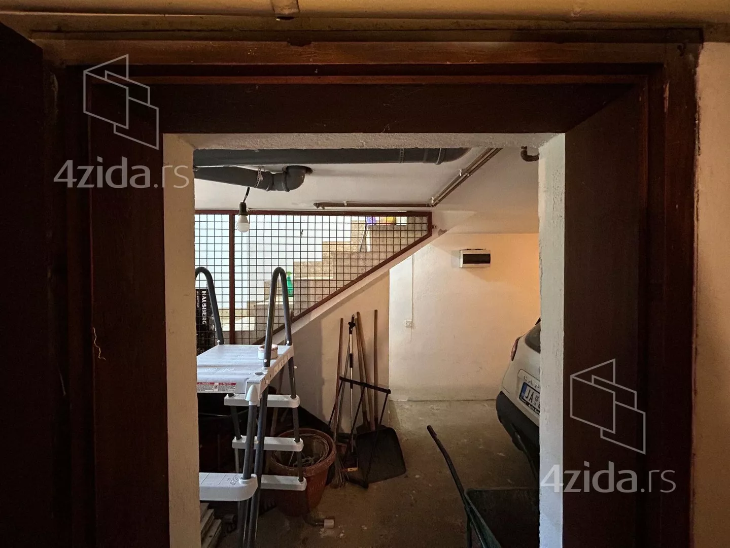 3-etažna kuća | 4zida