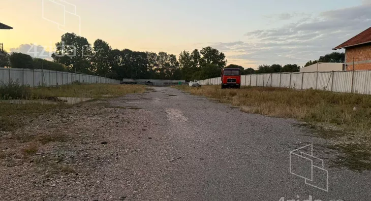 Građevinsko zemljište | 4zida