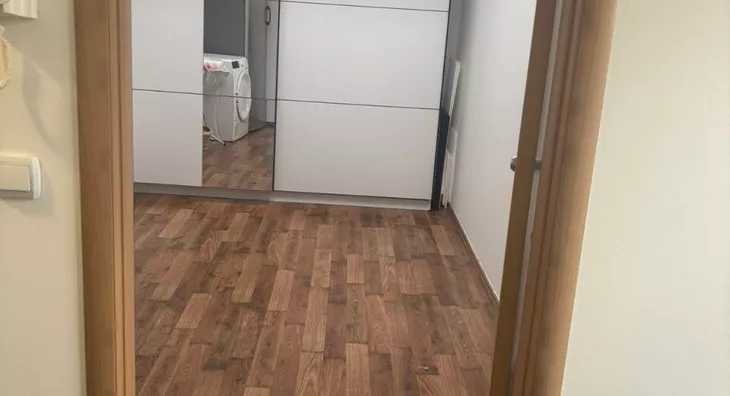 Šestosoban stan | 4zida