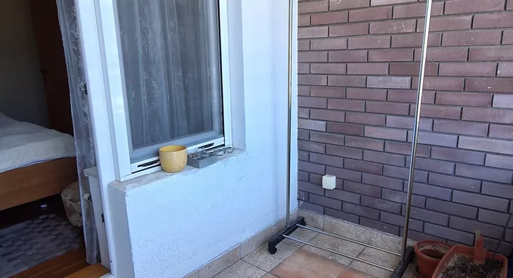 Četvoroiposoban stan | 4zida