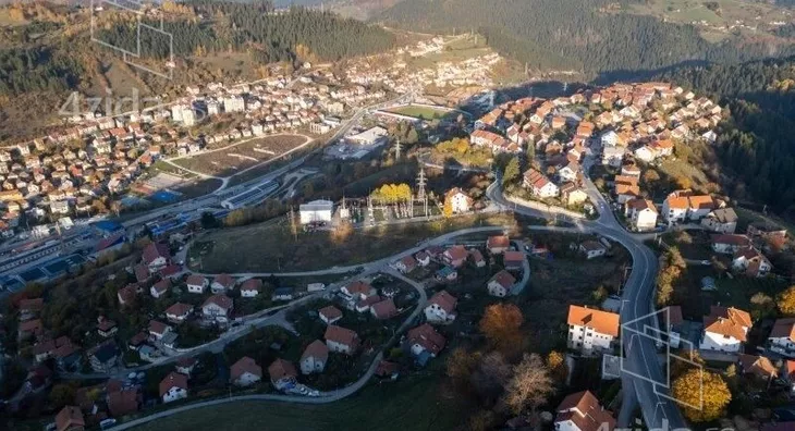 Plac | 4zida