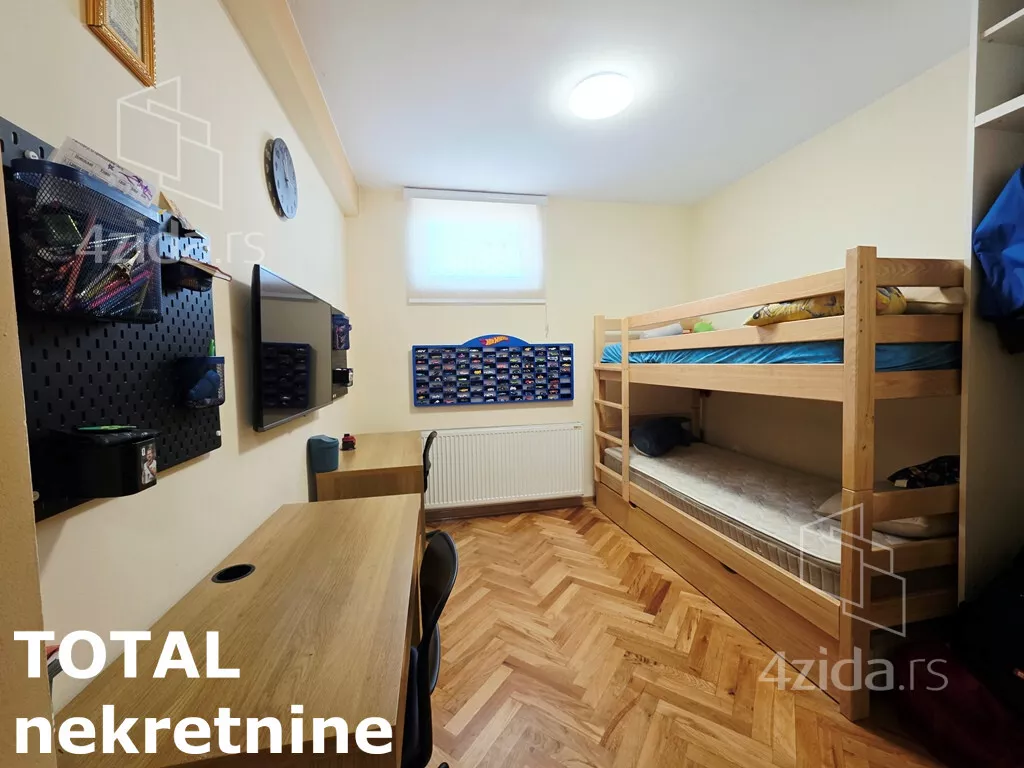 Troiposoban stan | 4zida