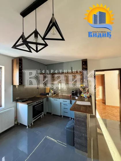 Radojke Lakić | 4zida.rs