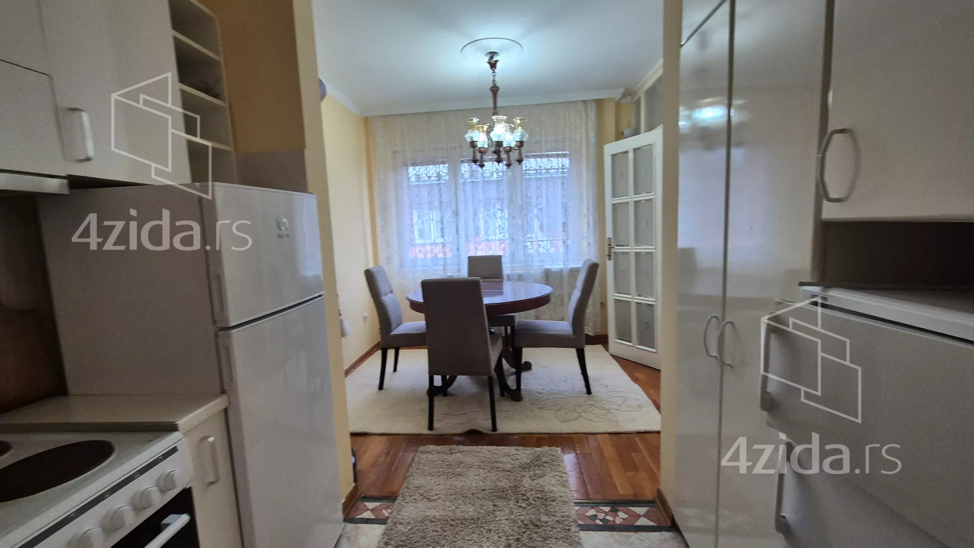 Dvoiposoban stan | 4zida