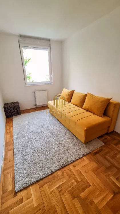 Janka Čmelika | 4zida.rs