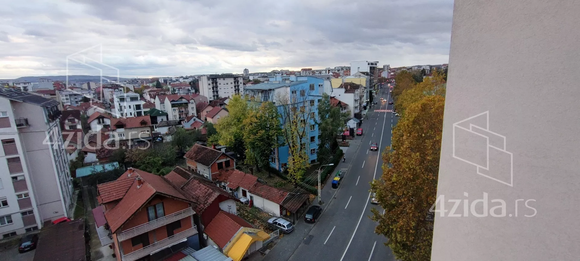 Petosoban stan | 4zida