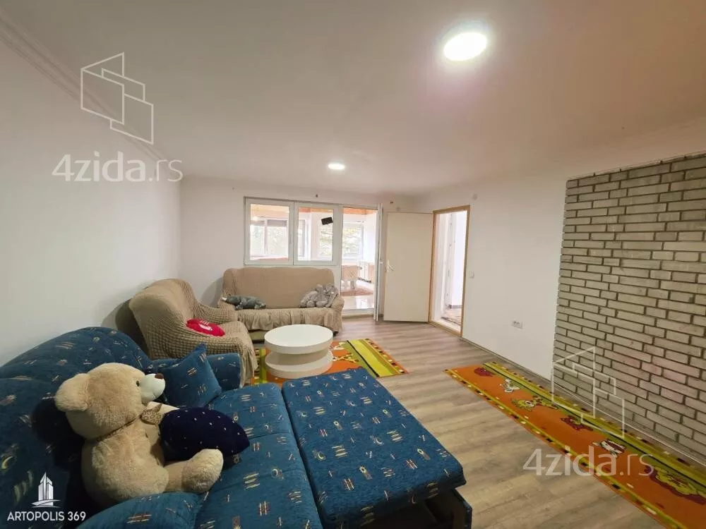 3-etažna kuća | 4zida