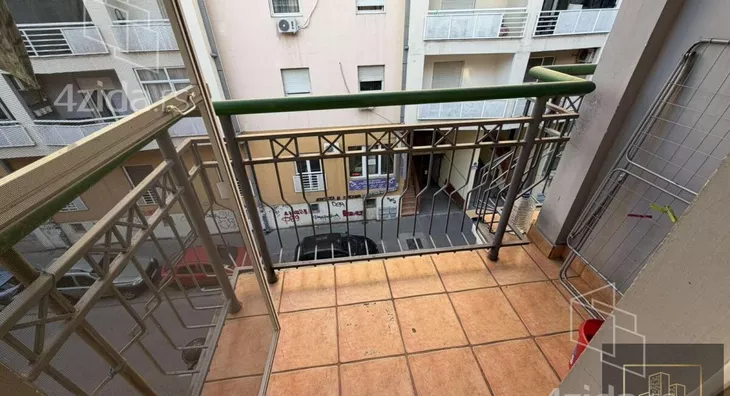 Četvoroiposoban stan | 4zida