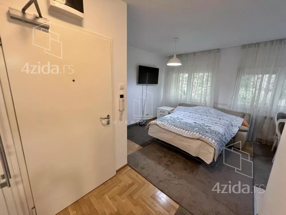 Garsonjera | 4zida