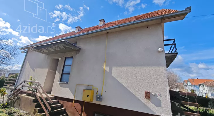 3-etažna kuća | 4zida