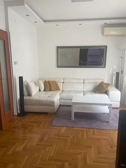 Danteova | 4zida.rs