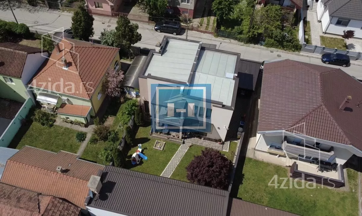 Kuća | 4zida