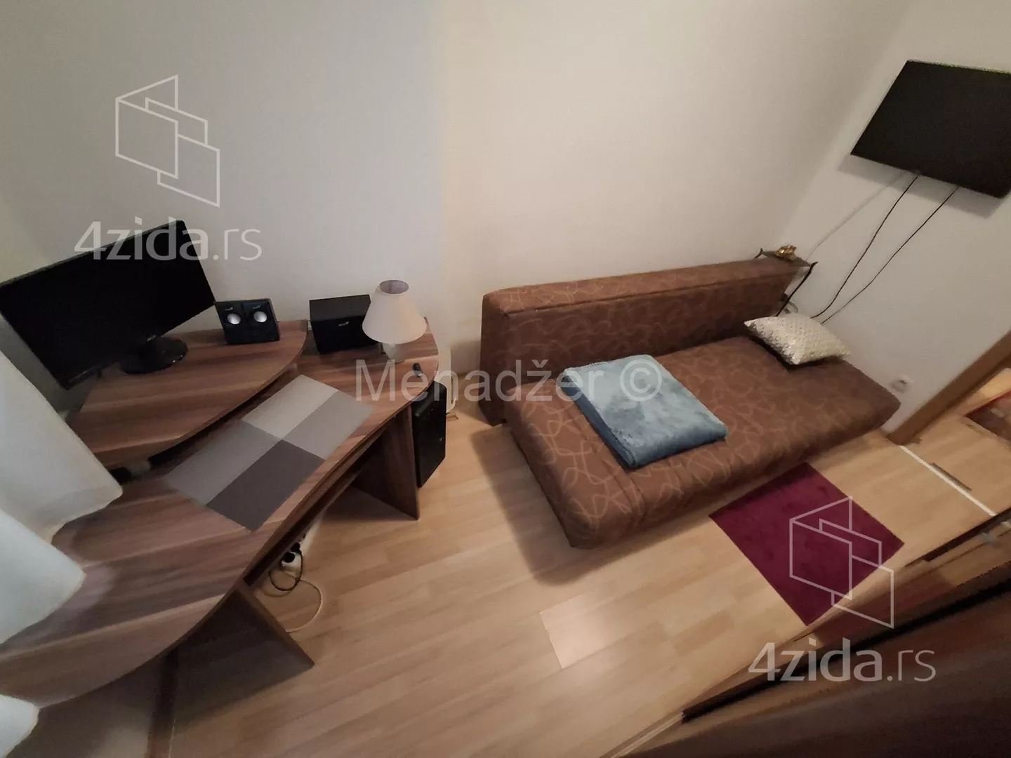 Jednoiposoban stan | 4zida