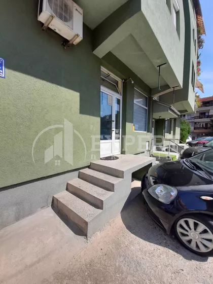 Ruža | 4zida.rs