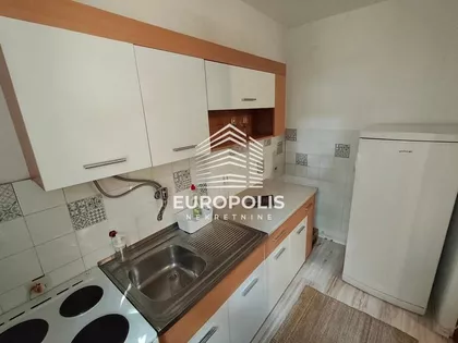 Sremčica | 4zida.rs