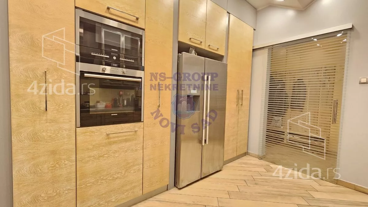 3-etažna kuća | 4zida