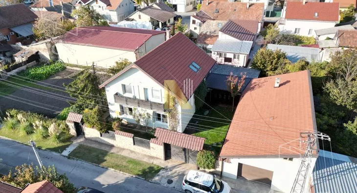 Kuća | 4zida