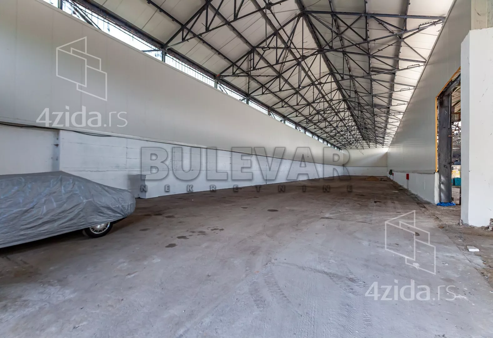 Lokal | 4zida