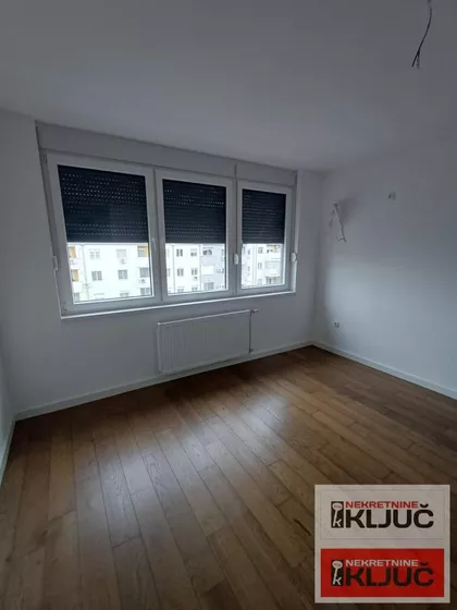 Novo Naselje | 4zida.rs