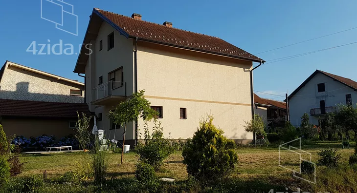 3-etažna kuća | 4zida
