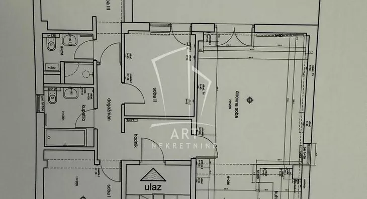 Četvorosoban stan | 4zida