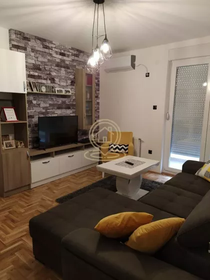 Podbara | 4zida.rs