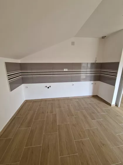 Učitelja Bore Jovanovića 6 | 4zida.rs