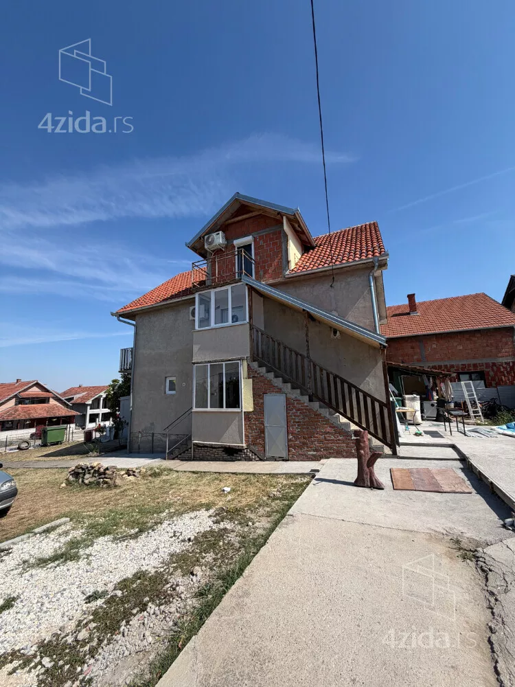 3-etažna kuća | 4zida
