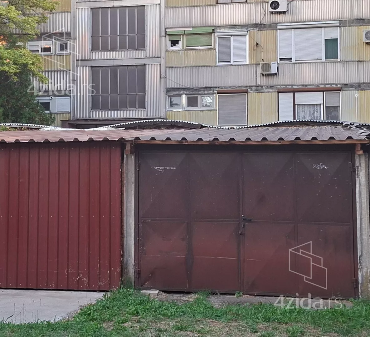 Garaža | 4zida