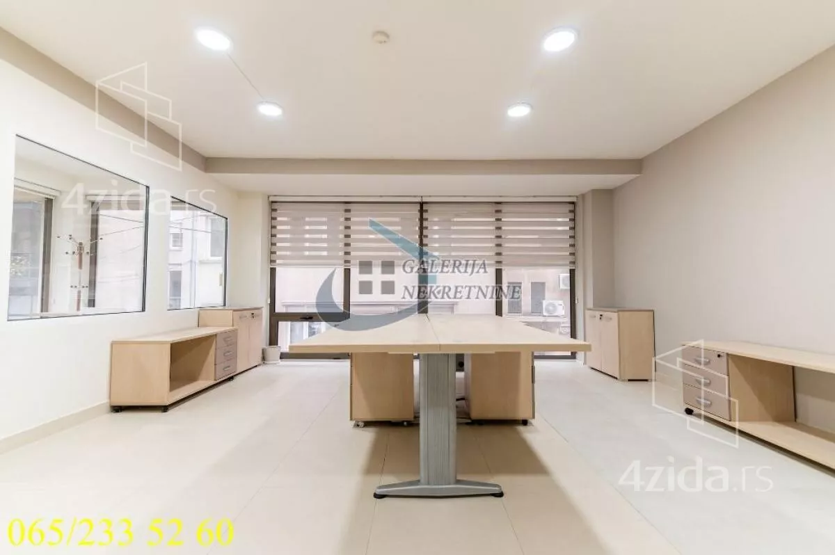 Poslovni prostor | 4zida