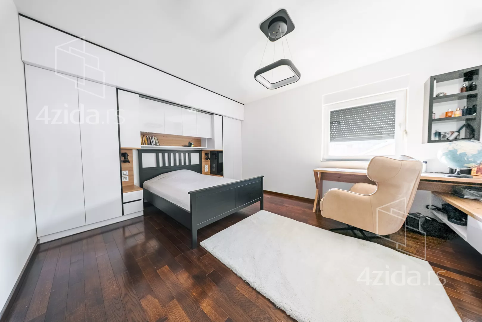 Petosoban stan | 4zida