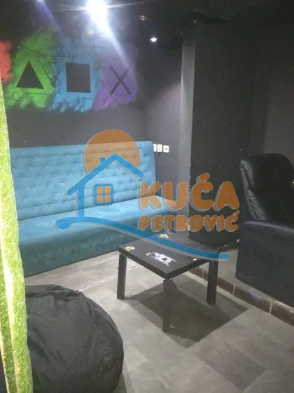 Obrenovićeva | 4zida.rs