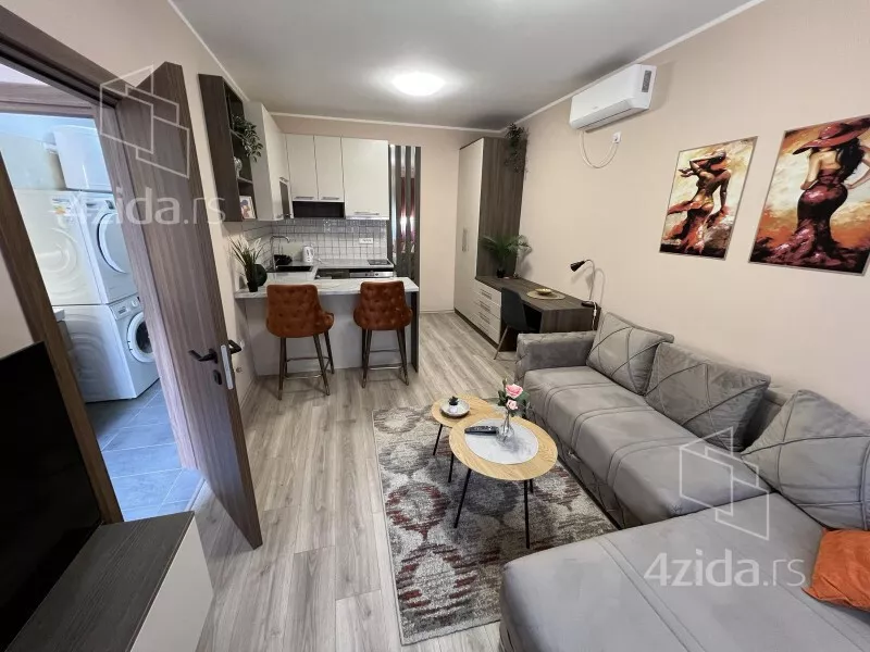 Garsonjera | 4zida