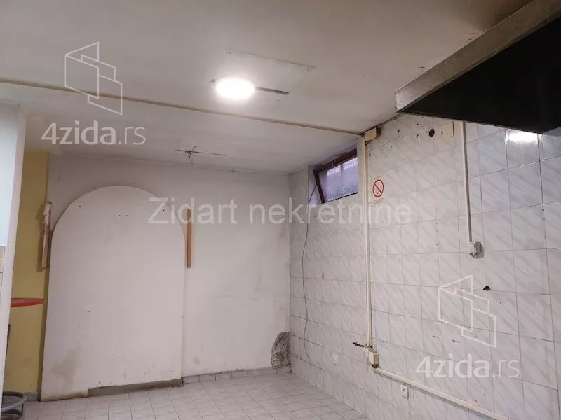 Lokal | 4zida