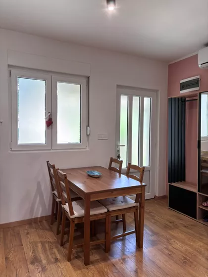 Cara Dušana 41 | 4zida.rs